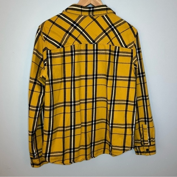 Original Use Men’s Gold & Black Plaid Long Sleeve Cotton Flannel Shirt Size M - Picture 13 of 16